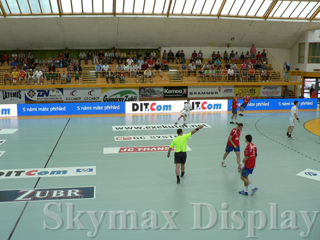 Led Display used for football GameOutdoor rental typesIP66/IP54Soft mask